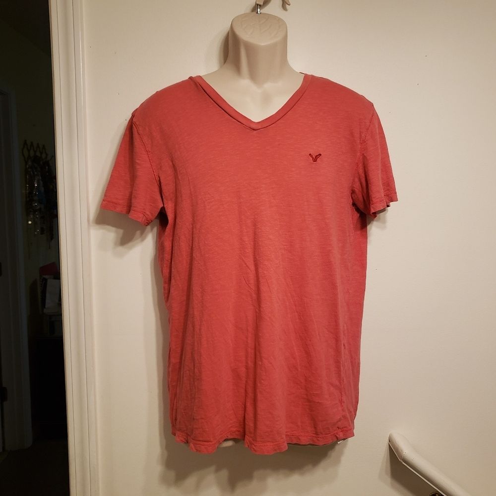 American Eagle top‎